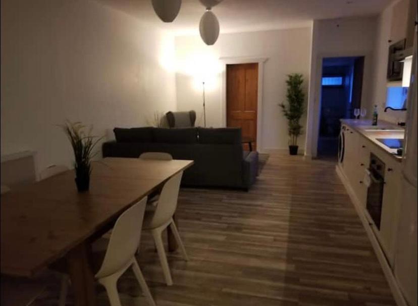 Just Renovated Galway City Apartment מראה חיצוני תמונה